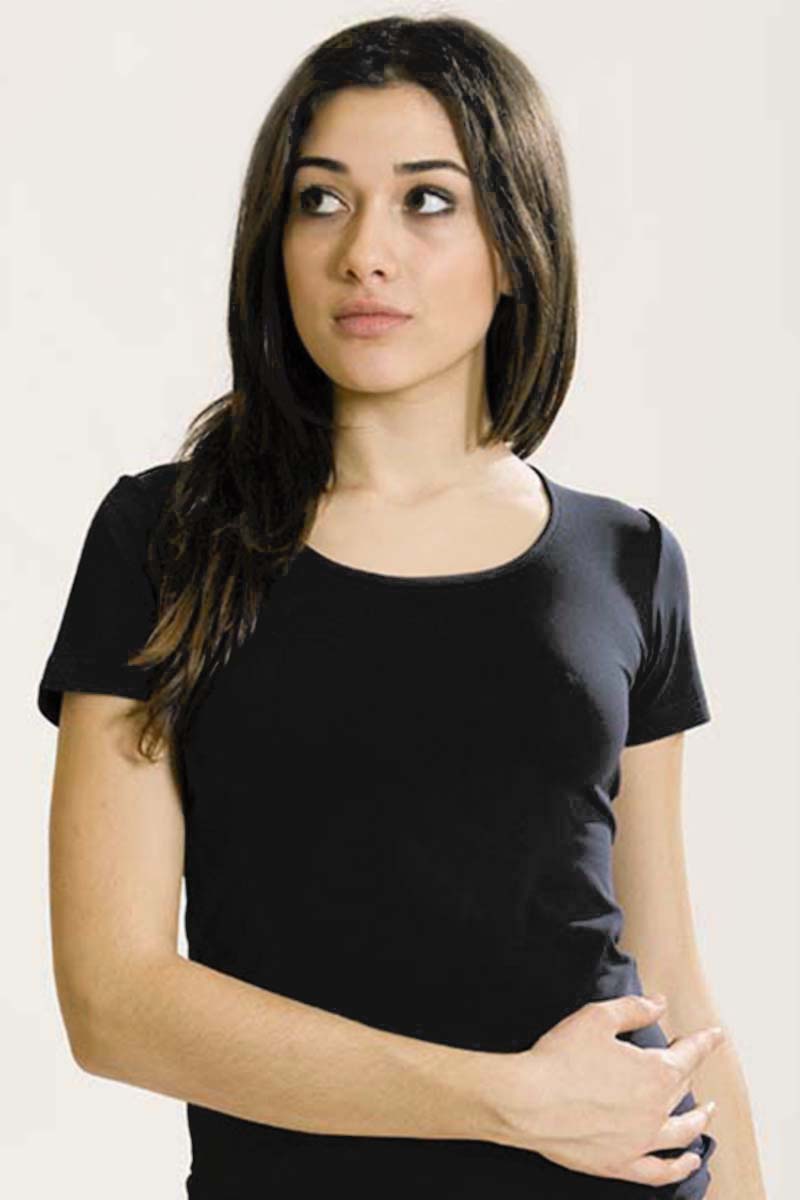 Maglia Donna a mezza manica in cotone bielastico con scollo madonna