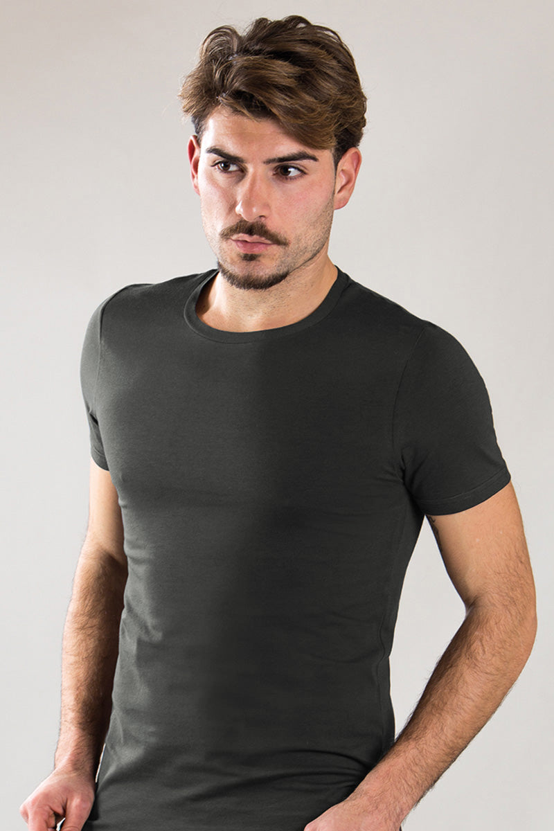 T-shirt mezza manica in cotone bielastico a girocollo