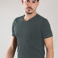 T-shirt mezza manica in cotone bielastico con scollo a "V"