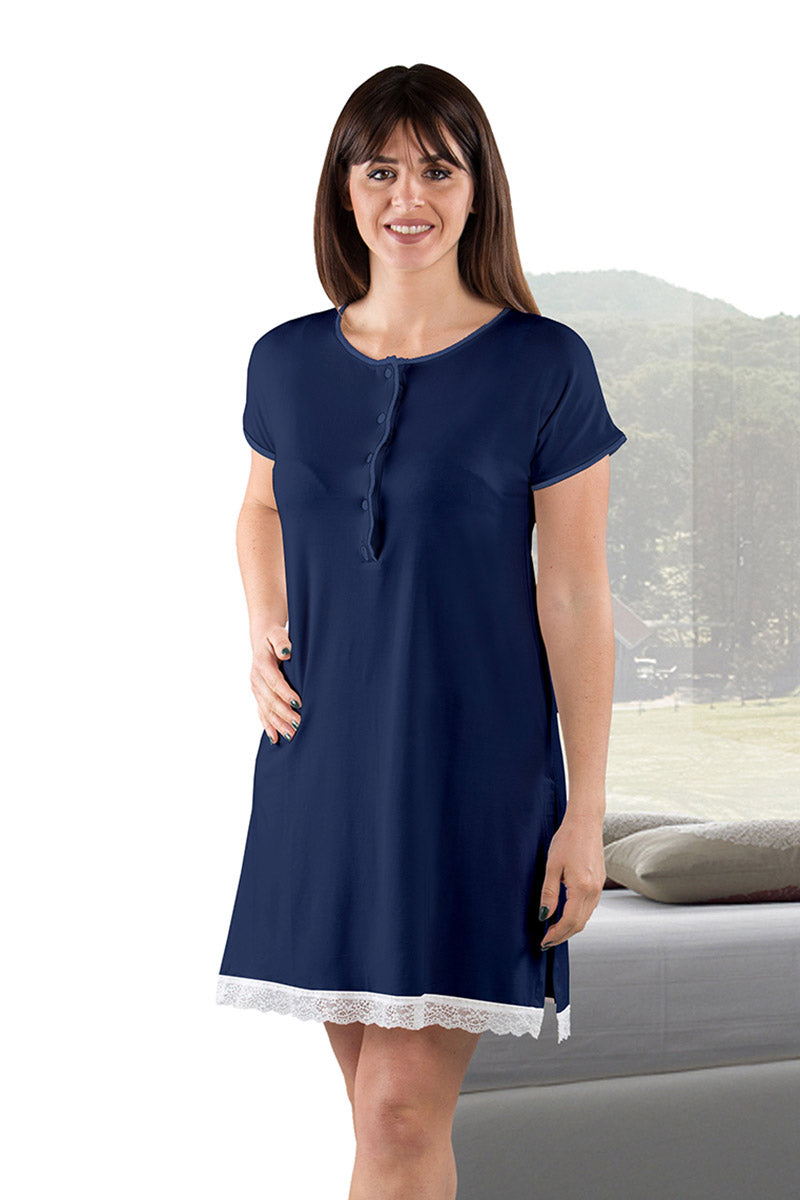 Camicia da notte mezza manica modello serafino con tagli laterali e inserto in pizzo